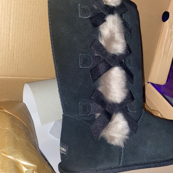 Shoes - Victoria Tall Ugg